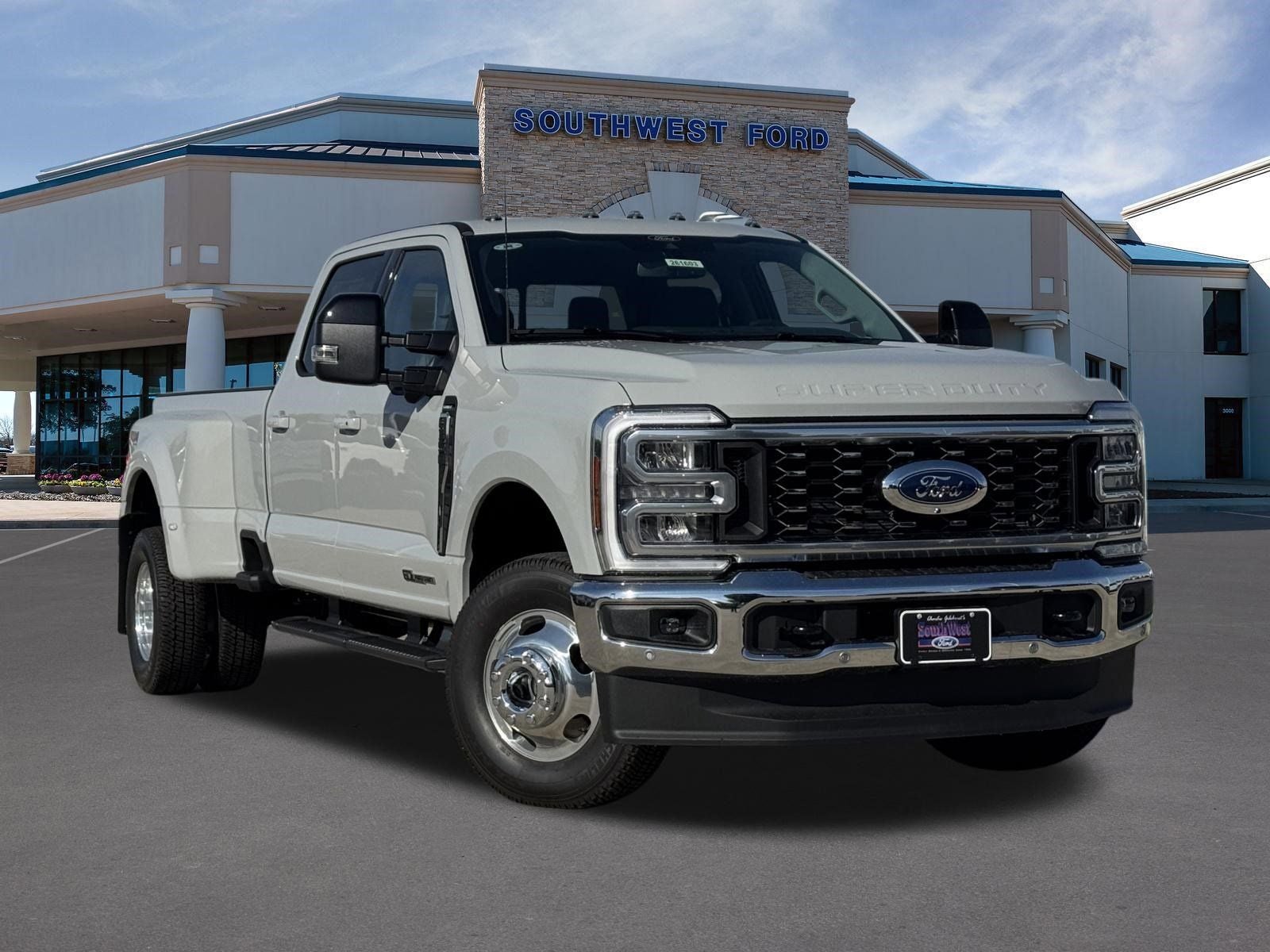 2026 Ford F-350SD Lariat DRW