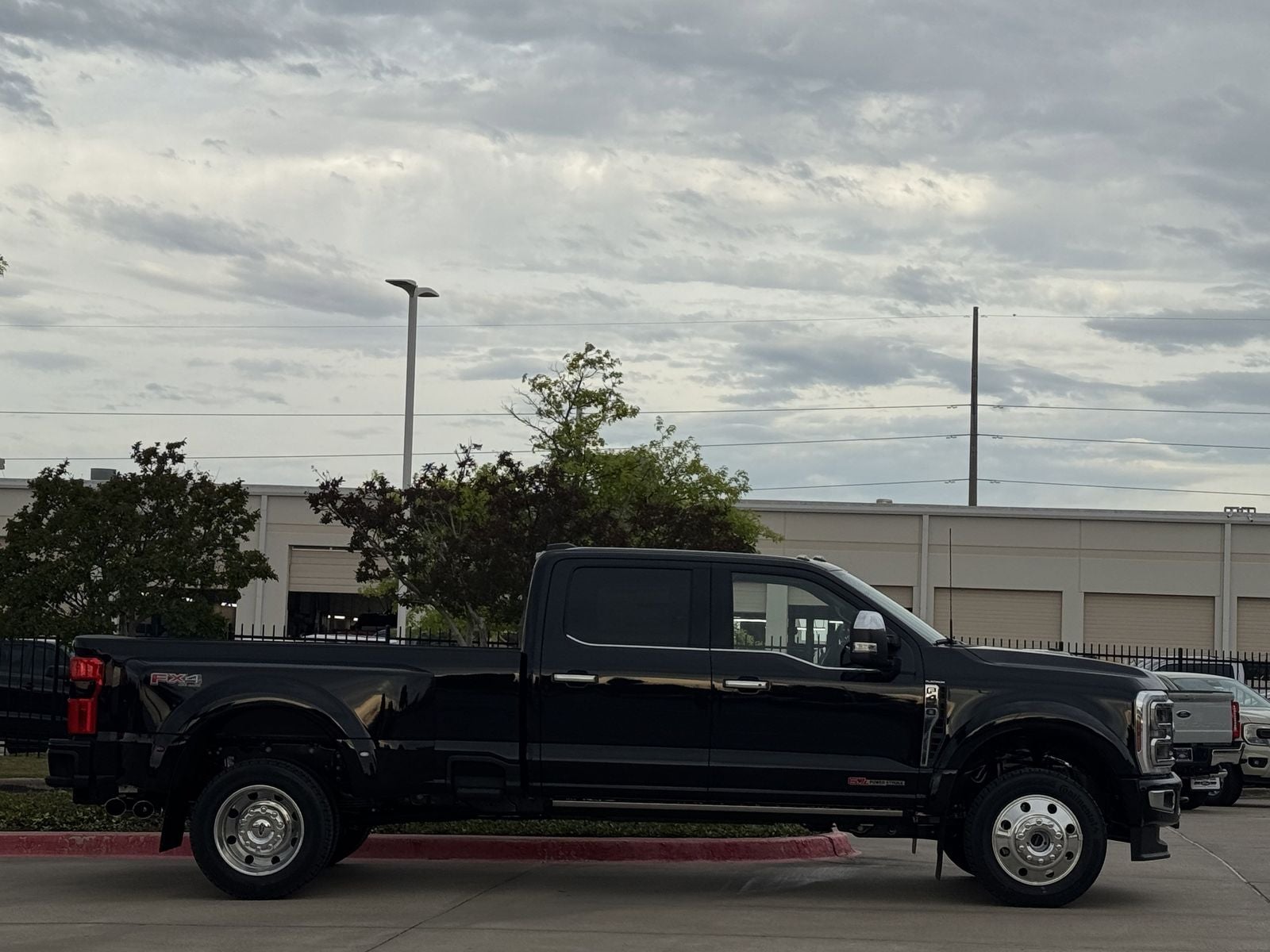 2026 Ford F-450SD DRW