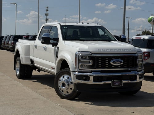 2026 Ford F-450SD Lariat Fleet