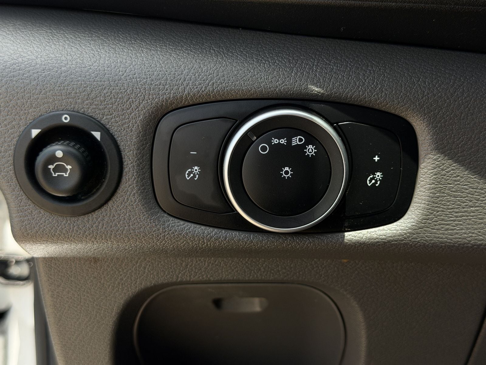 2020 Ford Transit-250 Base