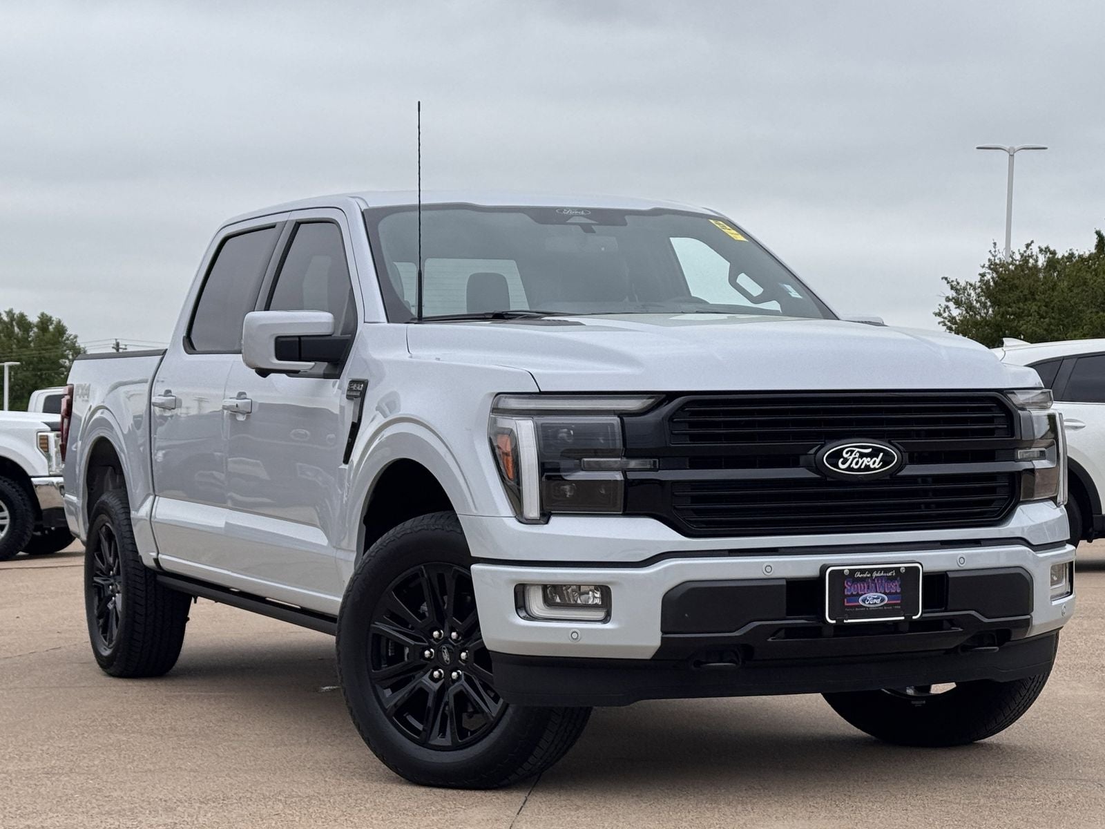 2025 Ford F-150 Platinum