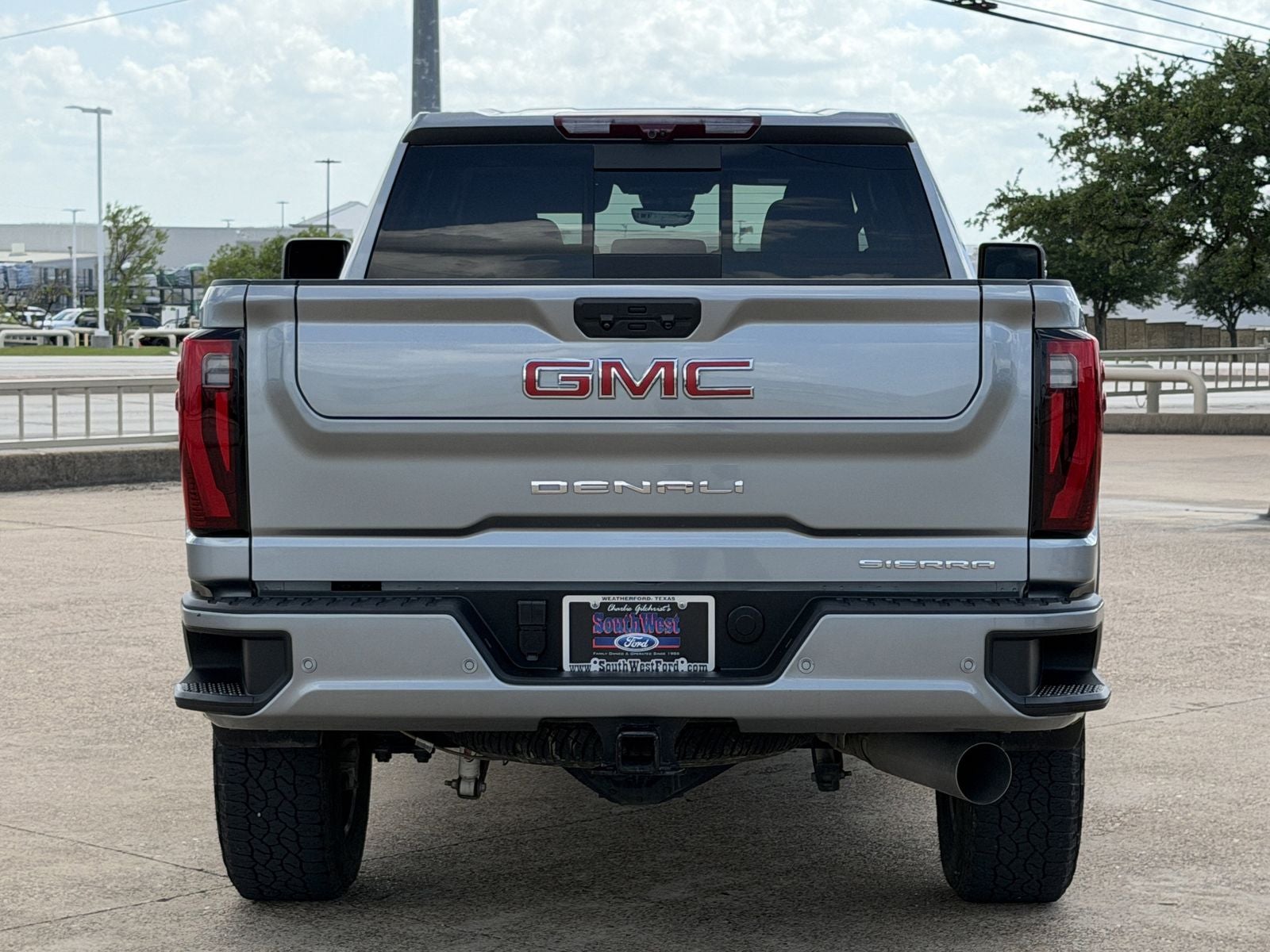 2024 GMC Sierra 2500HD Denali