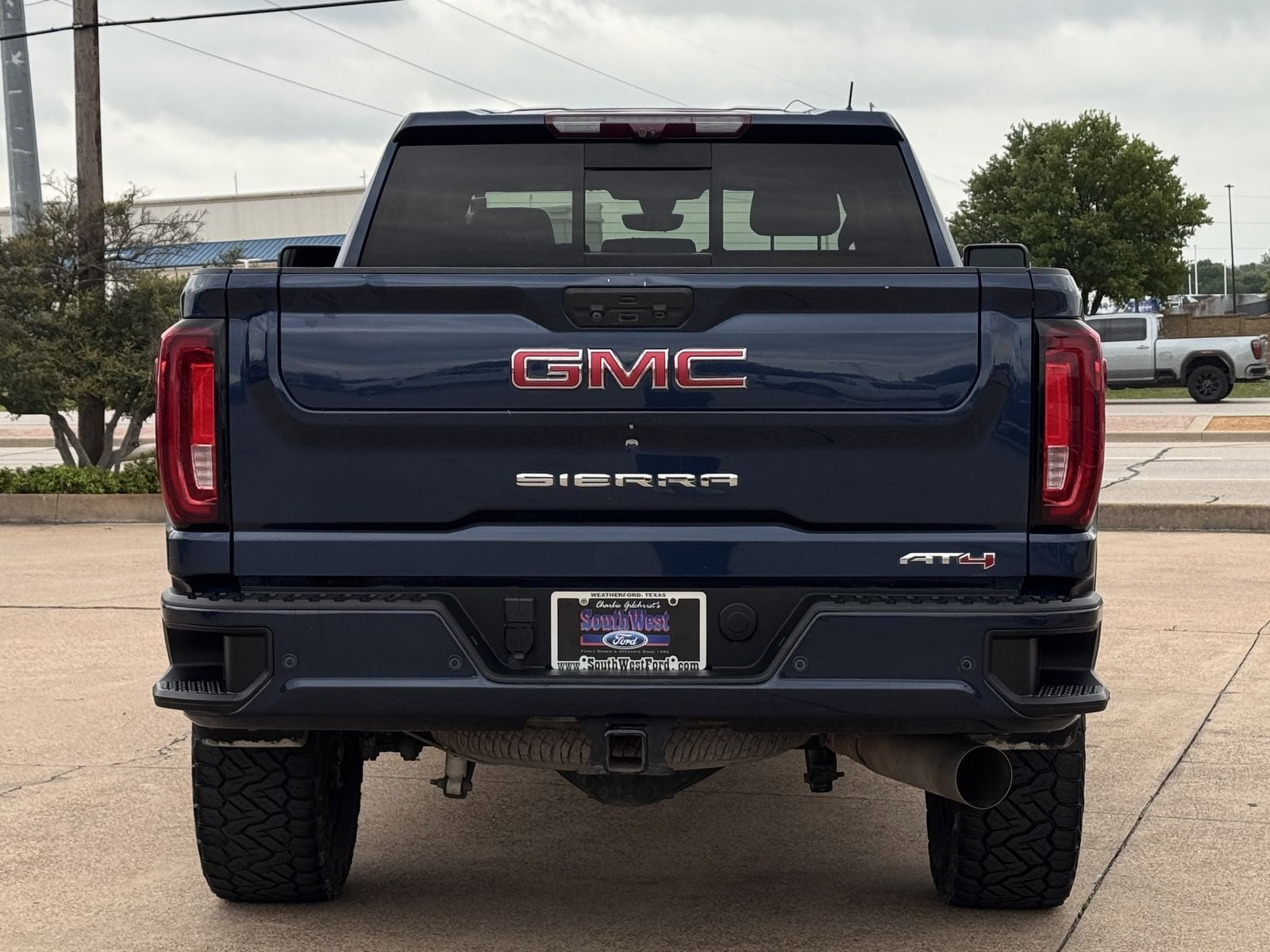 2023 GMC Sierra 2500HD AT4