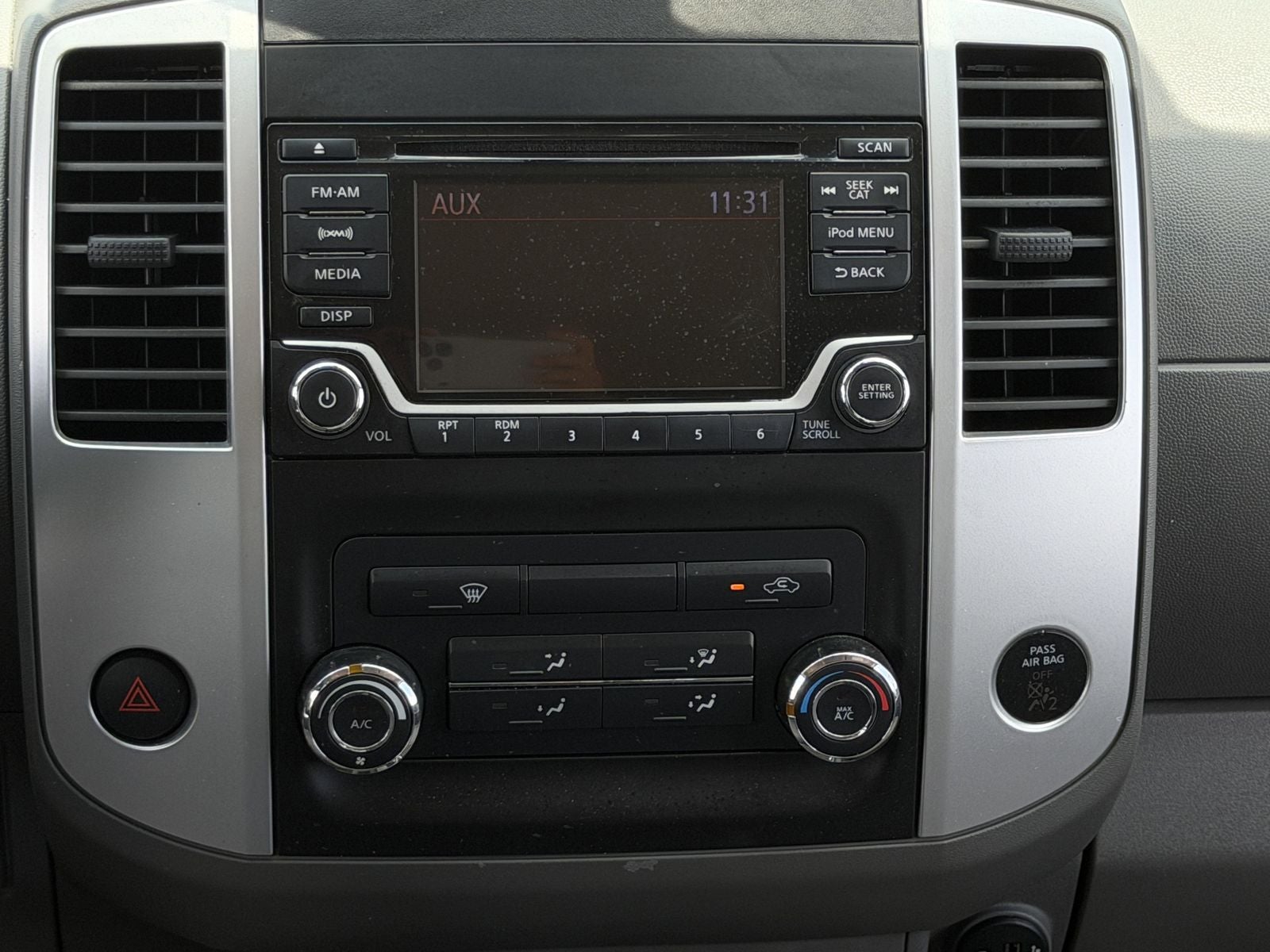 2017 Nissan Frontier SV