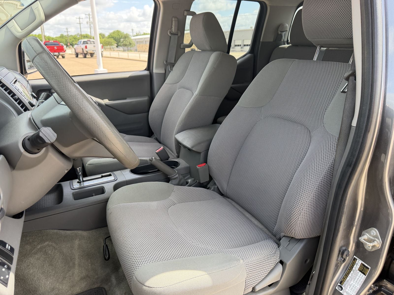 2017 Nissan Frontier SV