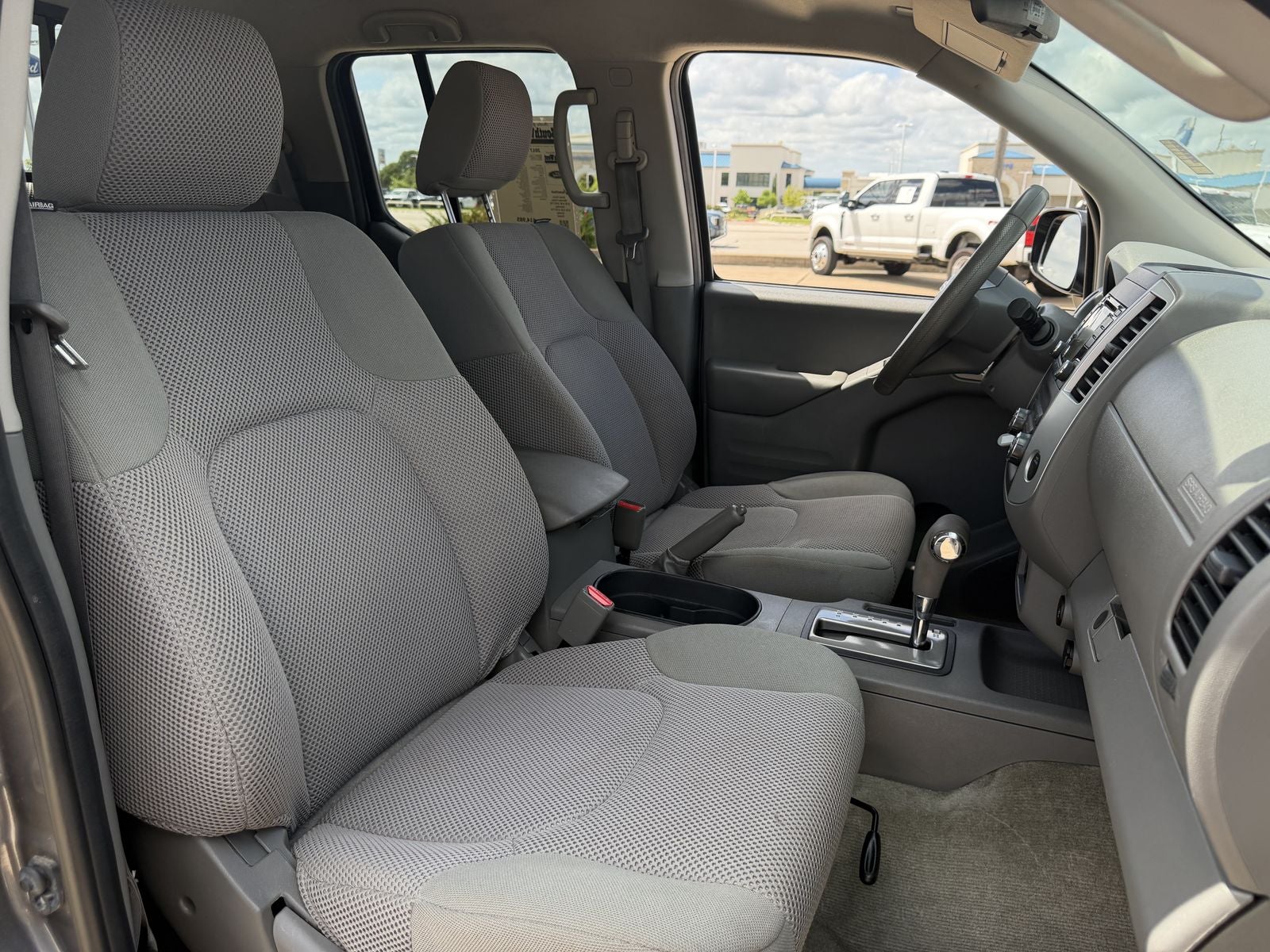 2017 Nissan Frontier SV