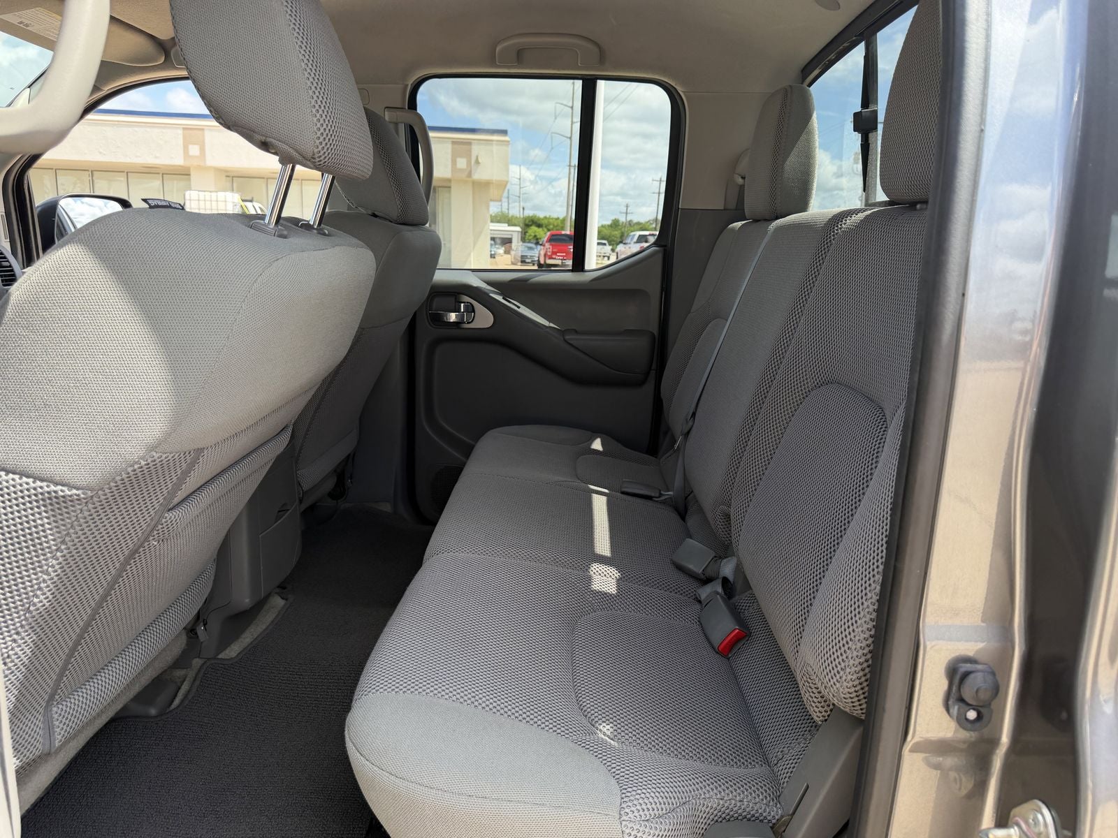2017 Nissan Frontier SV