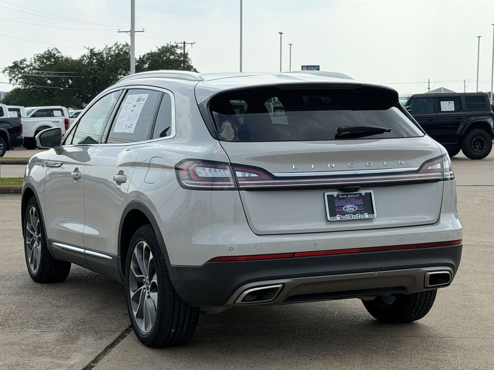 2023 Lincoln Nautilus Reserve