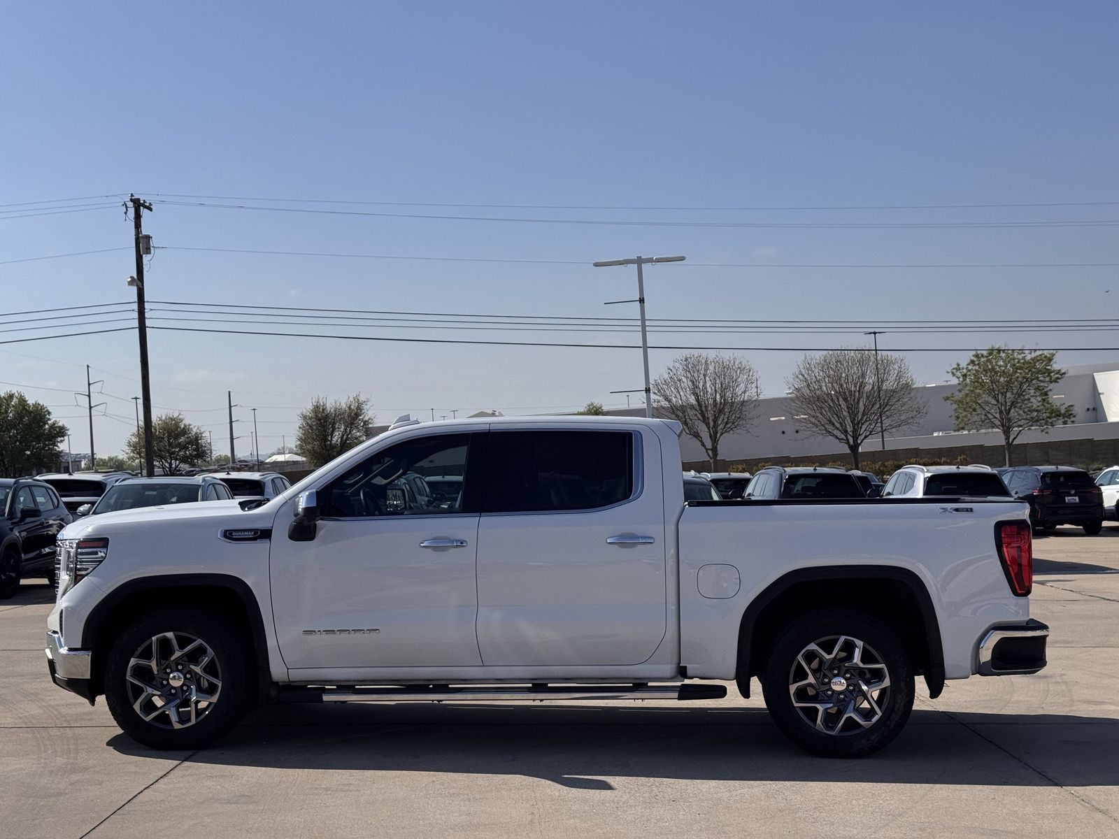 2023 GMC Sierra 1500 SLT