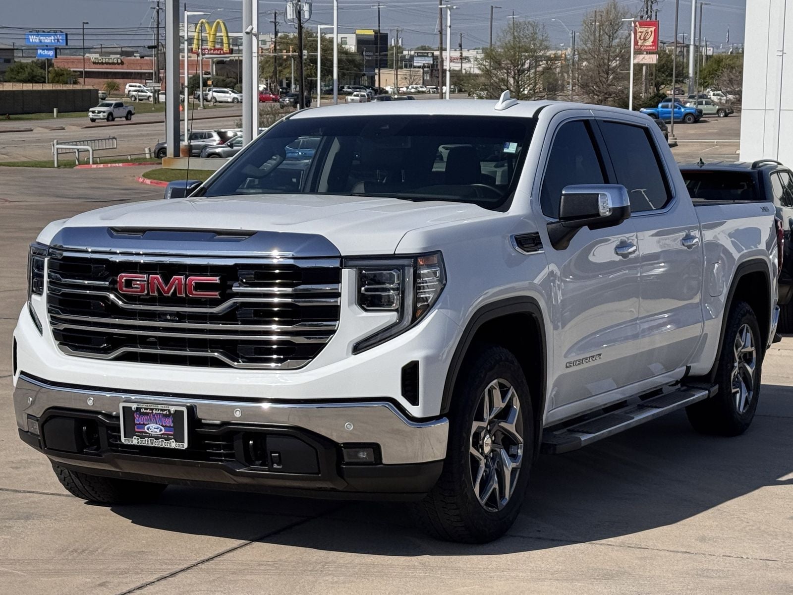 2023 GMC Sierra 1500 SLT