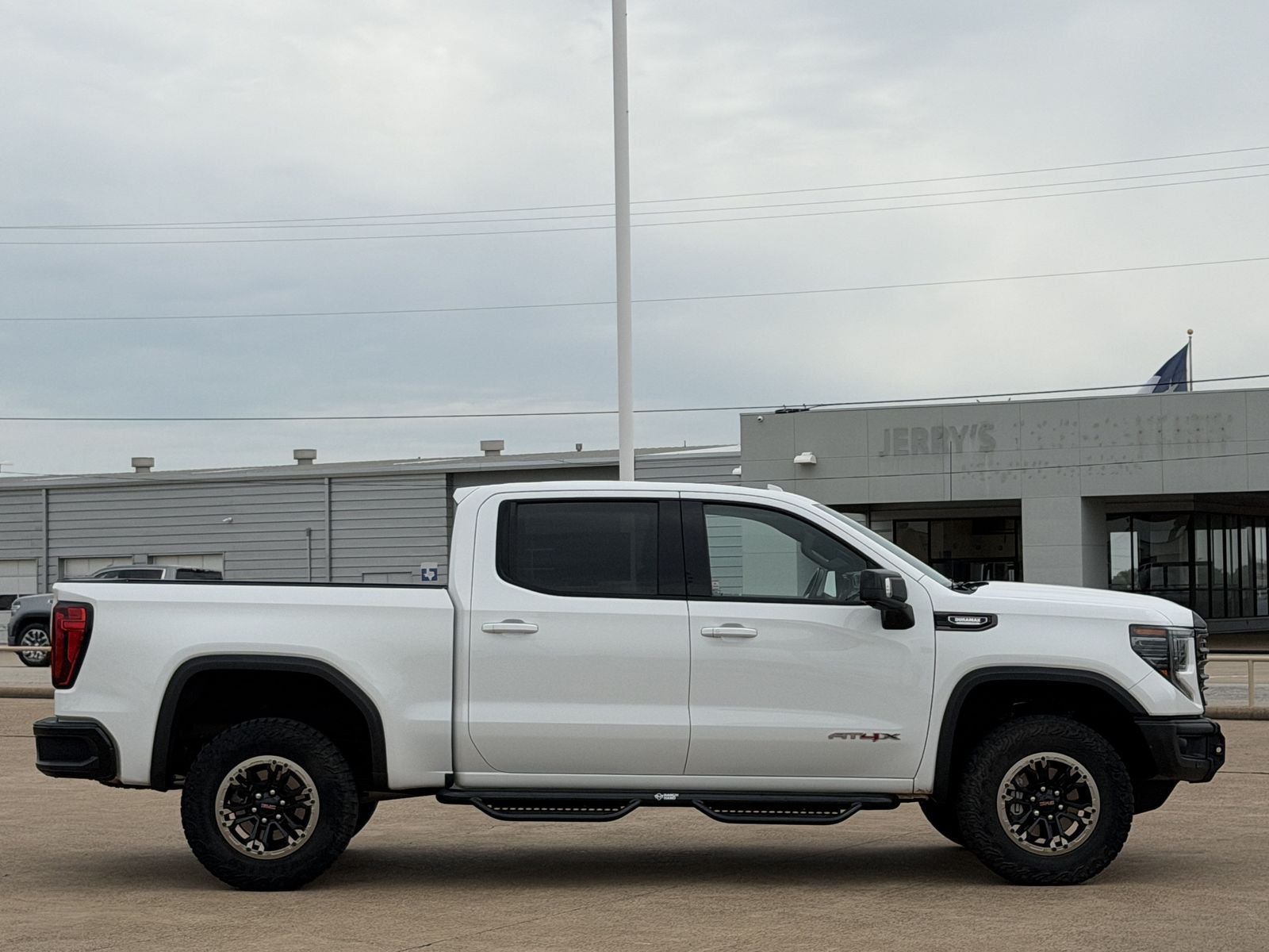 2024 GMC Sierra 1500 AT4X