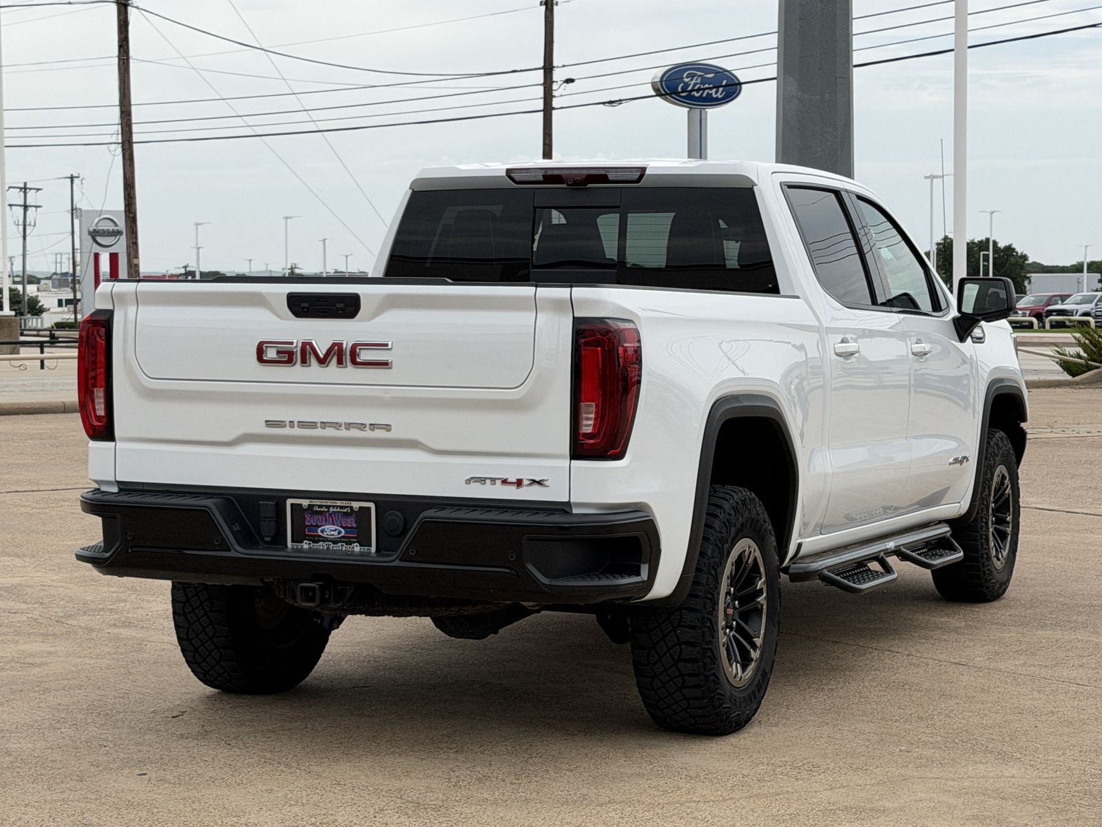 2024 GMC Sierra 1500 AT4X