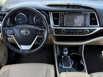 2015 Toyota Highlander Limited Platinum V6