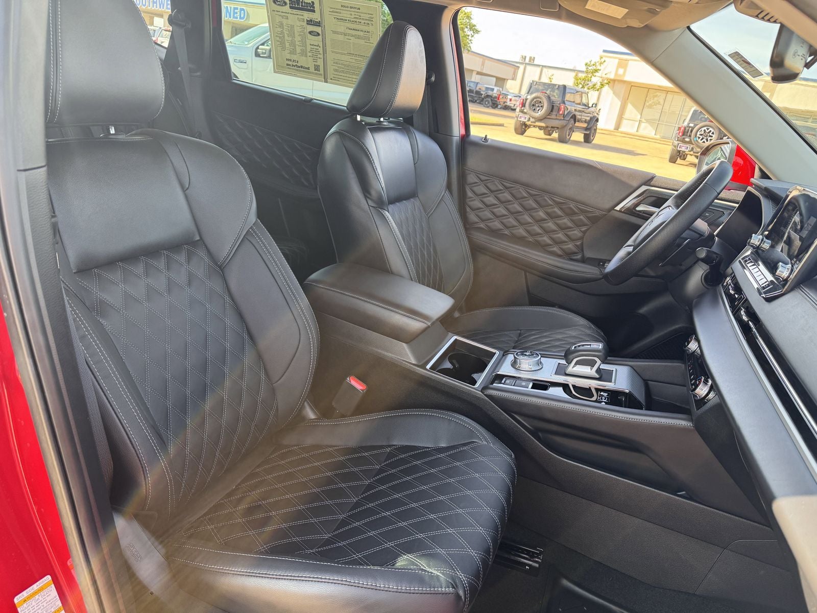 2023 Mitsubishi Outlander PHEV SEL