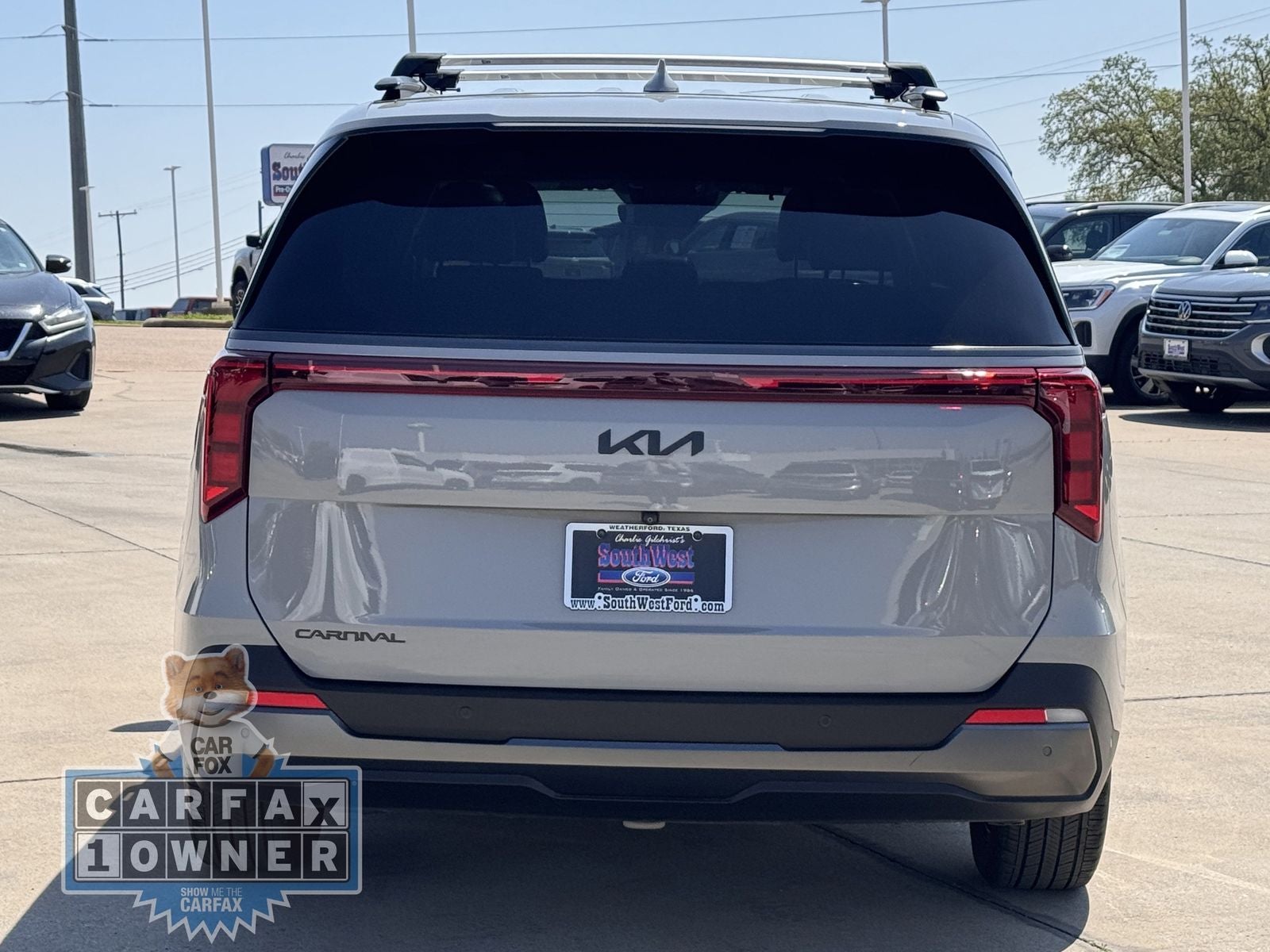 2025 Kia Carnival SX