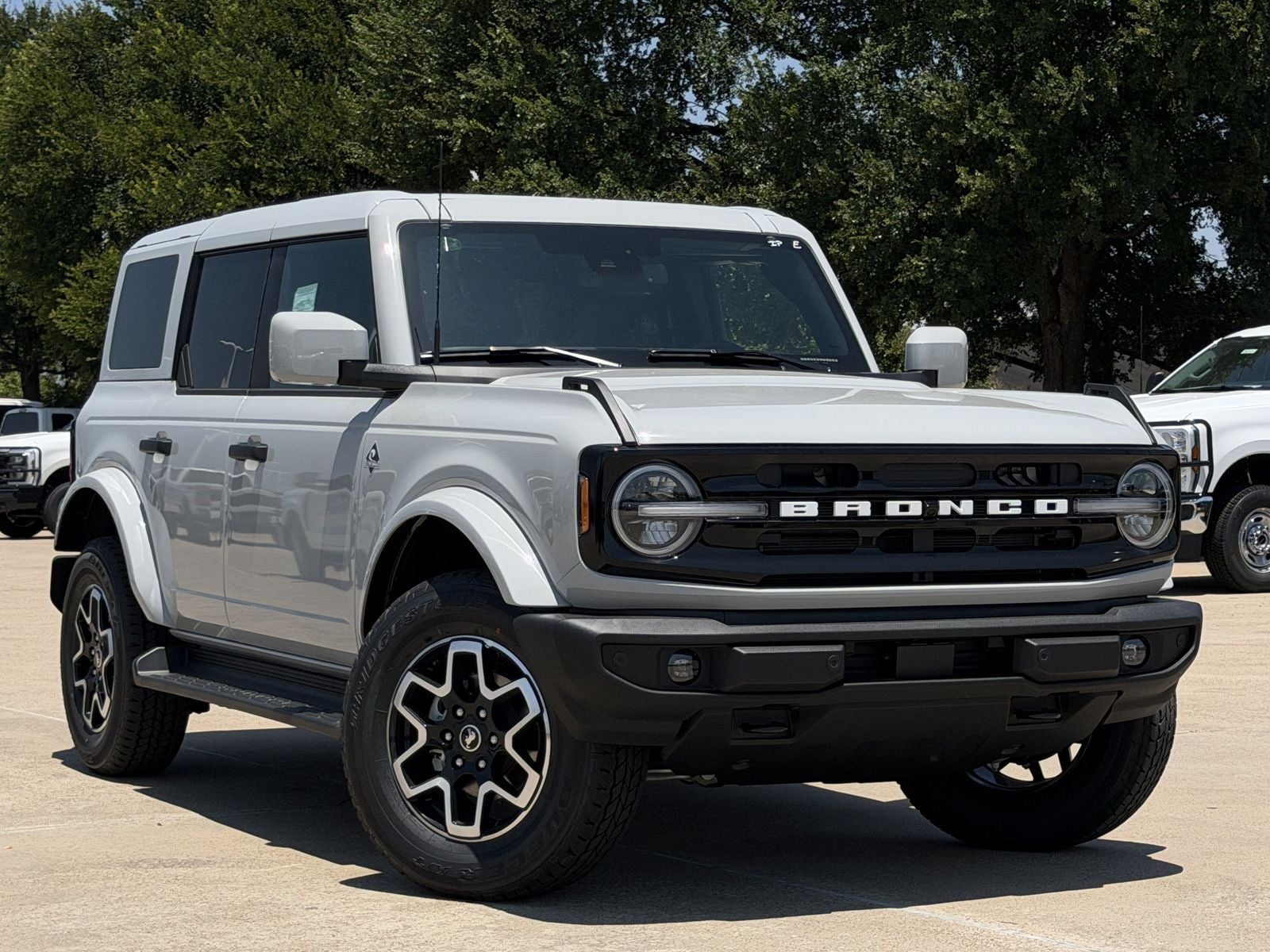 2026 Ford Bronco Outer Banks®