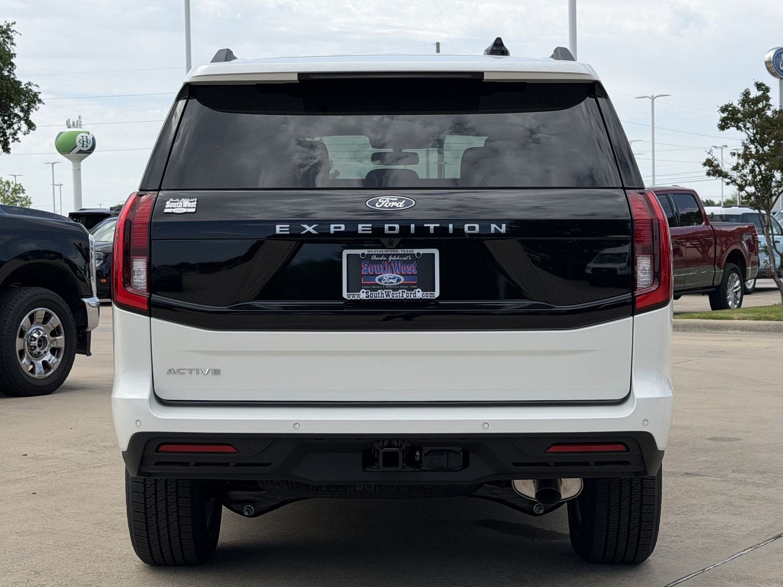 2026 Ford Expedition Active