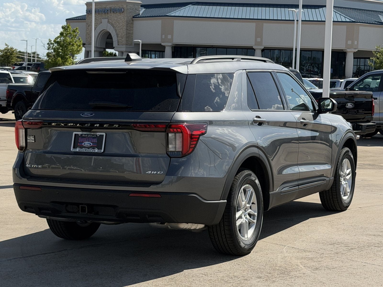 2026 Ford Explorer Active
