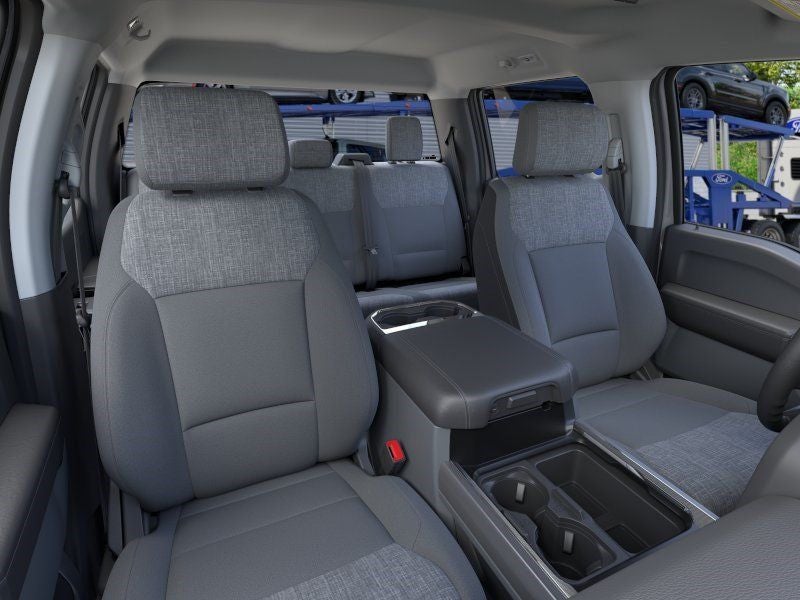 2026 Ford Super Duty F-350® XLT