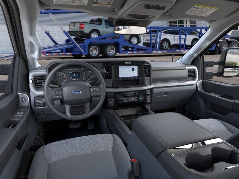 2026 Ford Super Duty F-350® XLT