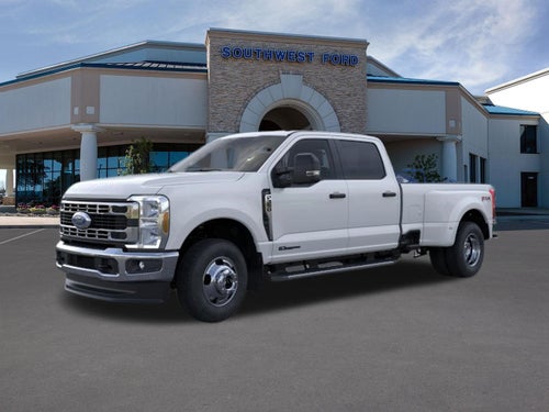 2026 Ford Super Duty F-350® XLT