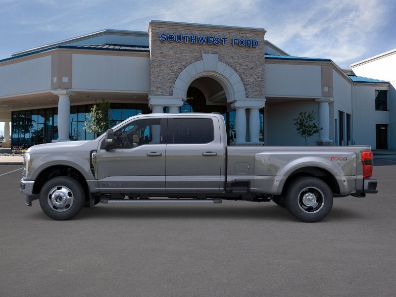 2026 Ford Super Duty F-350® XLT