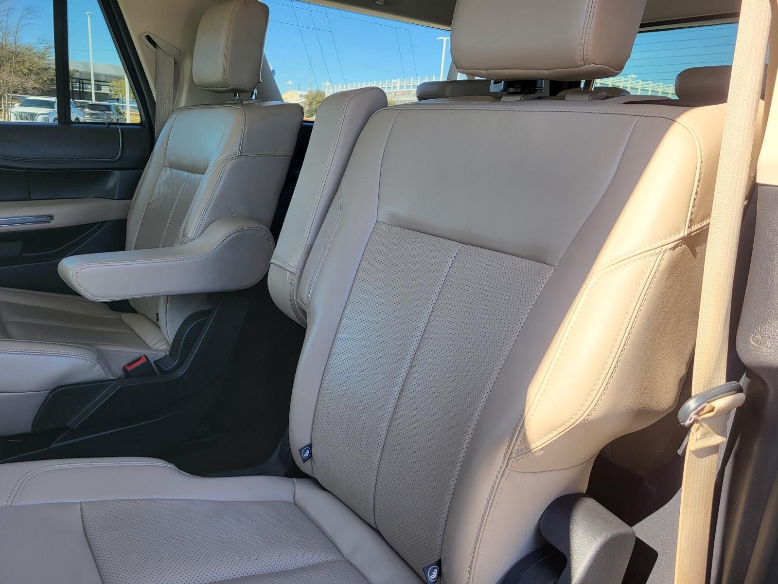 2022 Ford Expedition Max XLT