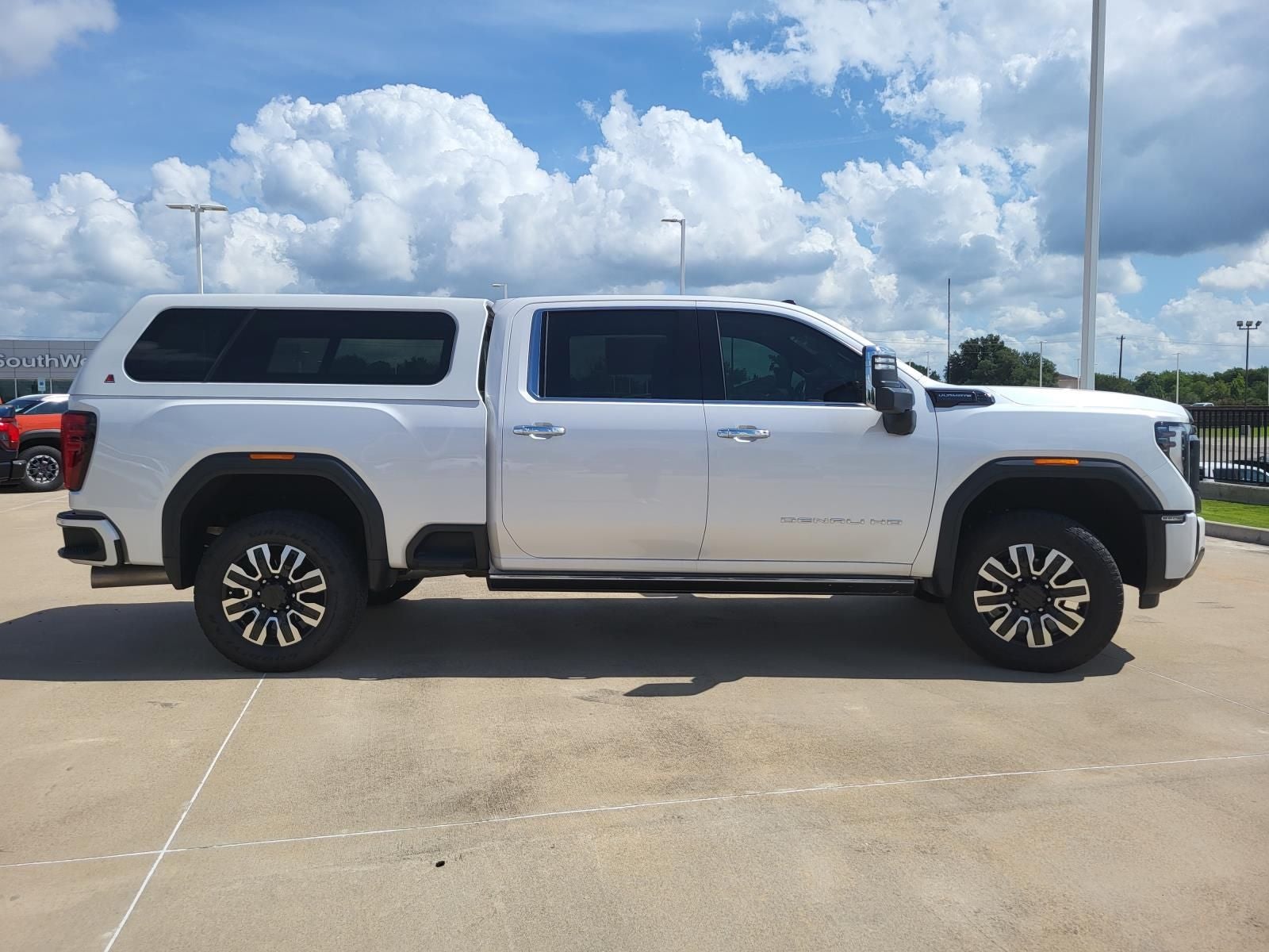 2024 GMC Sierra 2500HD Denali Ultimate