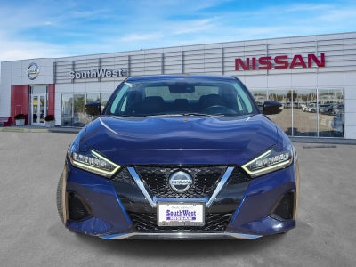 2022 Nissan Maxima SV