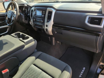 2017 Nissan Titan SV