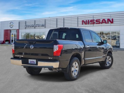 2017 Nissan Titan SV