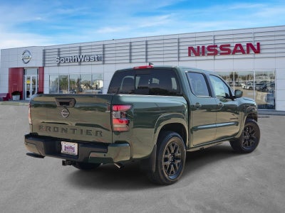 2027 Nissan Frontier SV