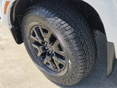 2027 Nissan Frontier SV
