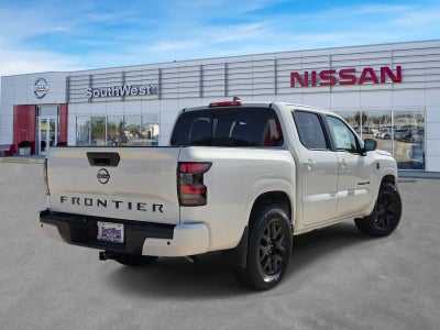 2027 Nissan Frontier SV