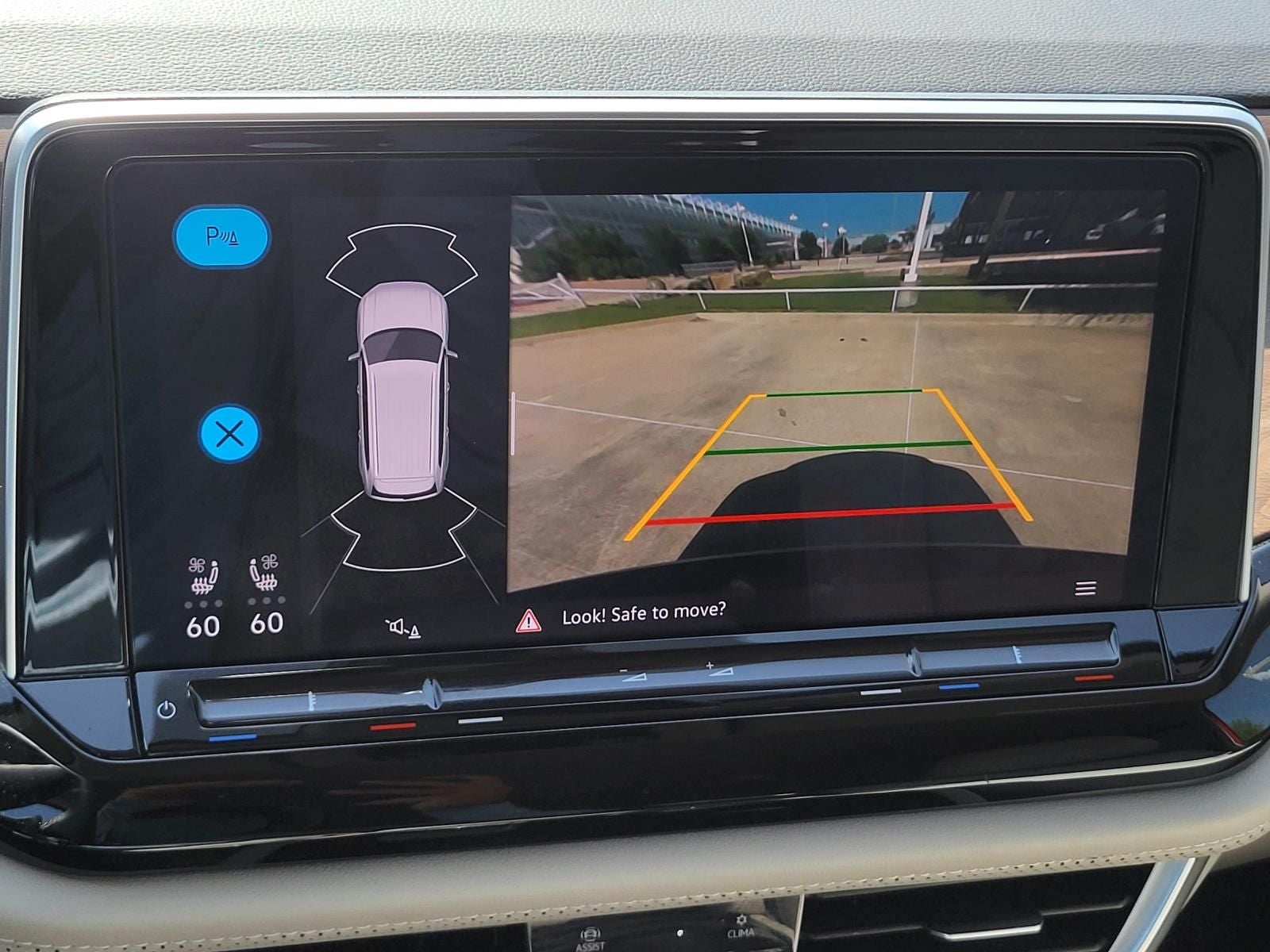 2024 Volkswagen Atlas 2.0T SE w/Technology