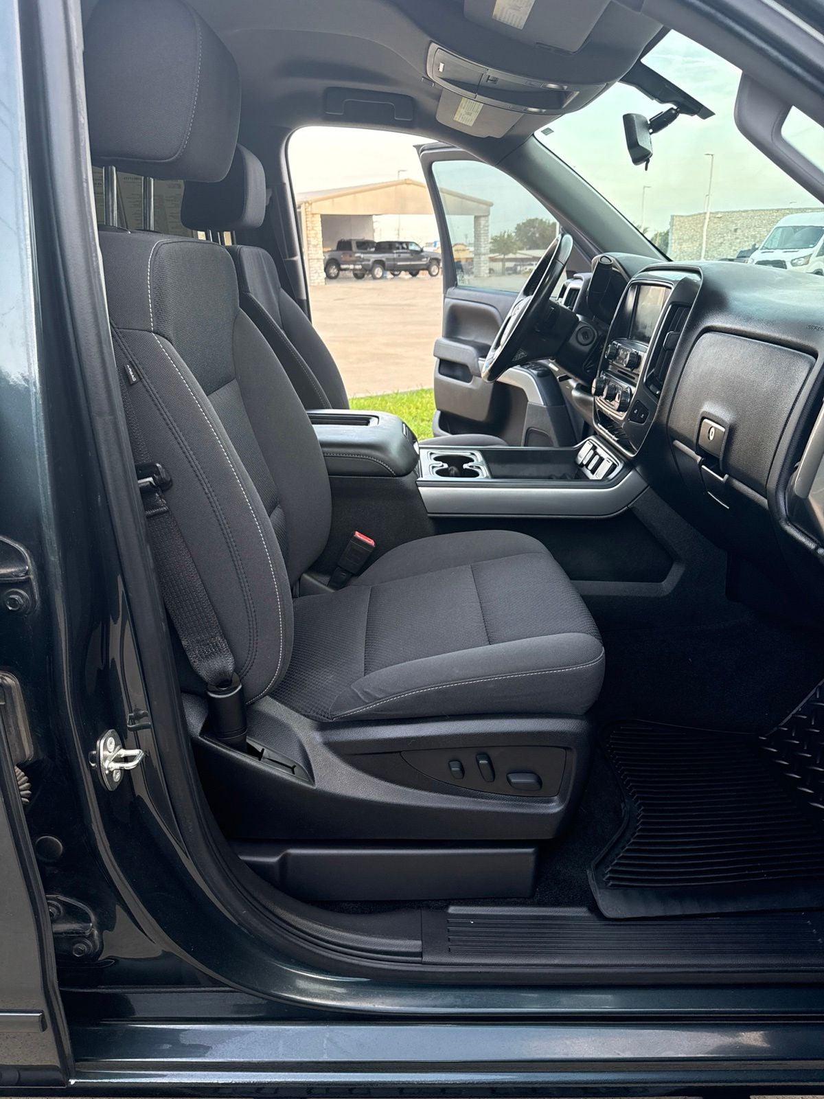 2018 Chevrolet Silverado 1500 LT LT1