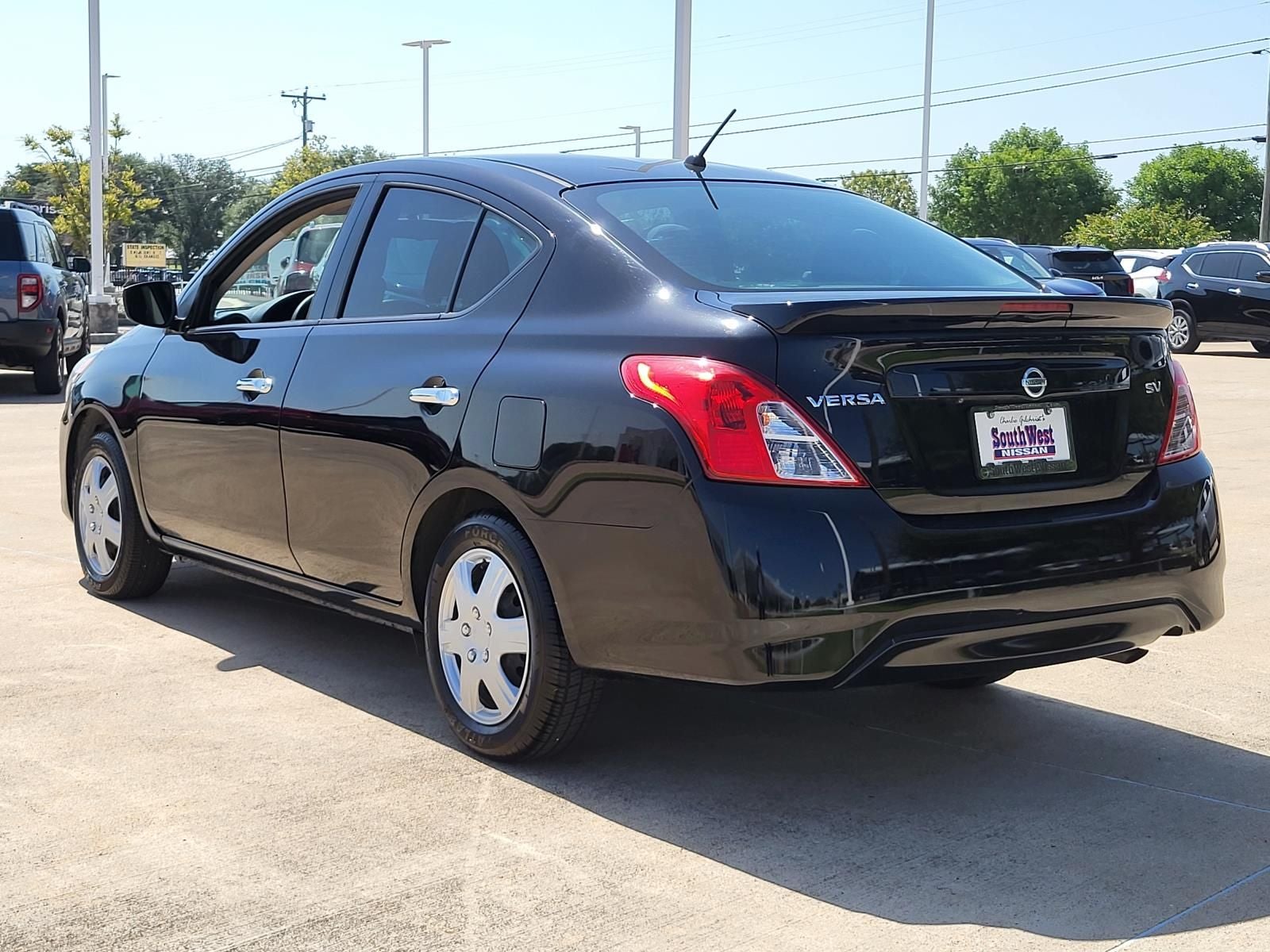 2019 Nissan Versa 1.6 SV