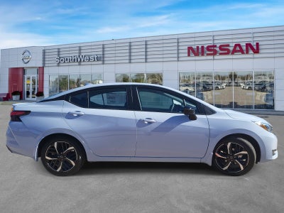 2025 Nissan Versa 1.6 SR