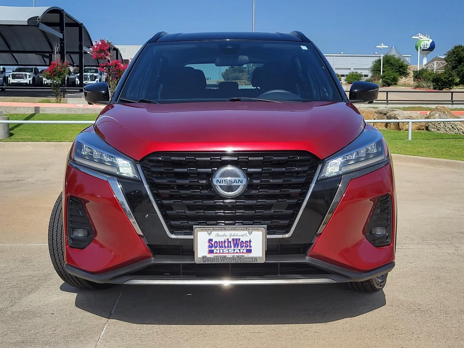 2021 Nissan Kicks SR