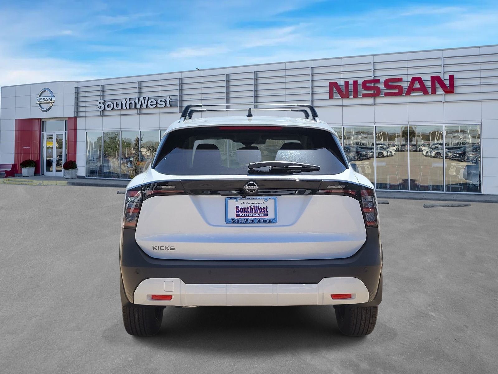 2026 Nissan Kicks SV