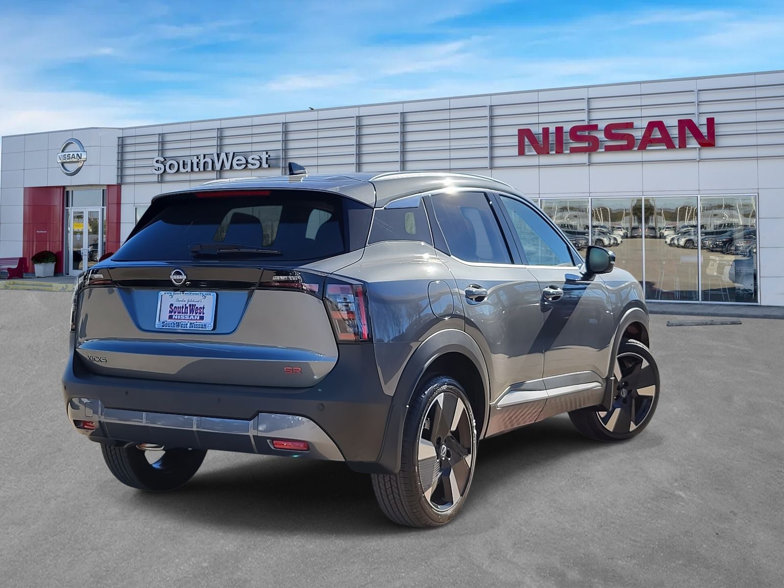 2026 Nissan Kicks SR