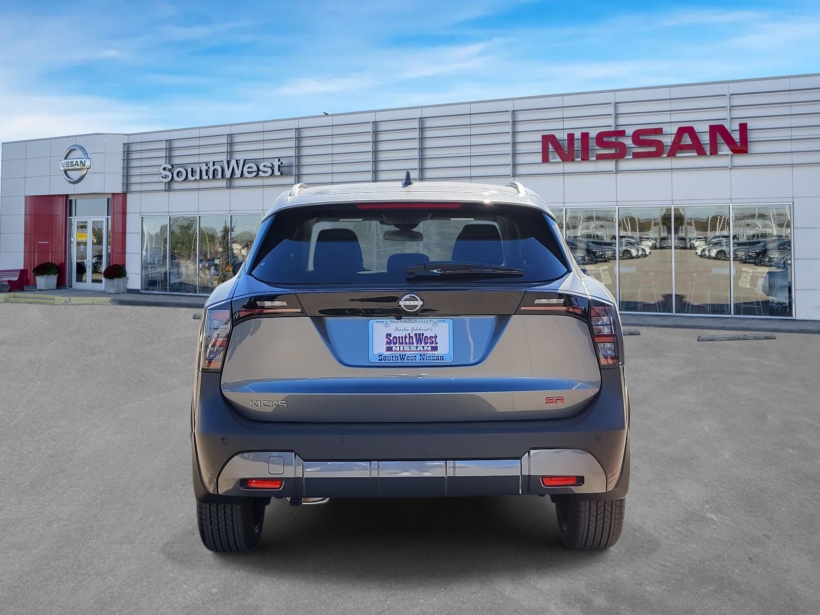 2026 Nissan Kicks SR