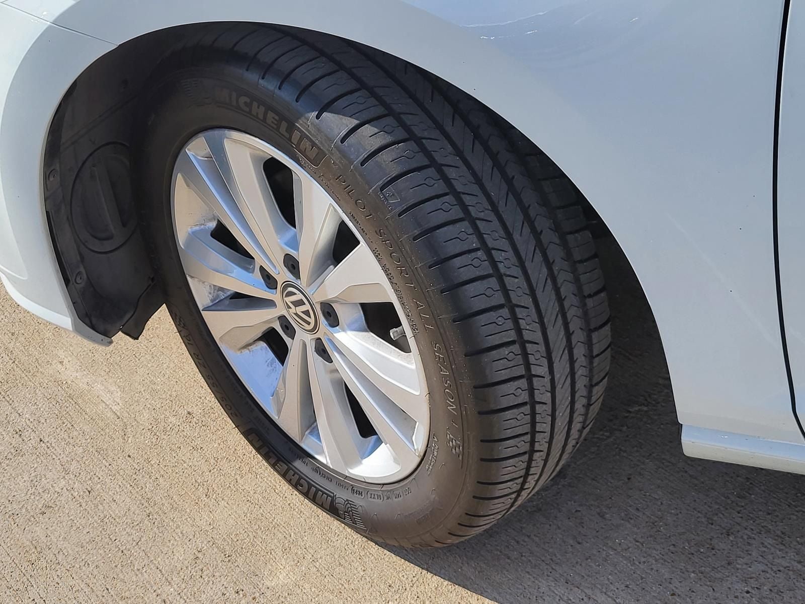 2021 Volkswagen Golf 1.4T TSI