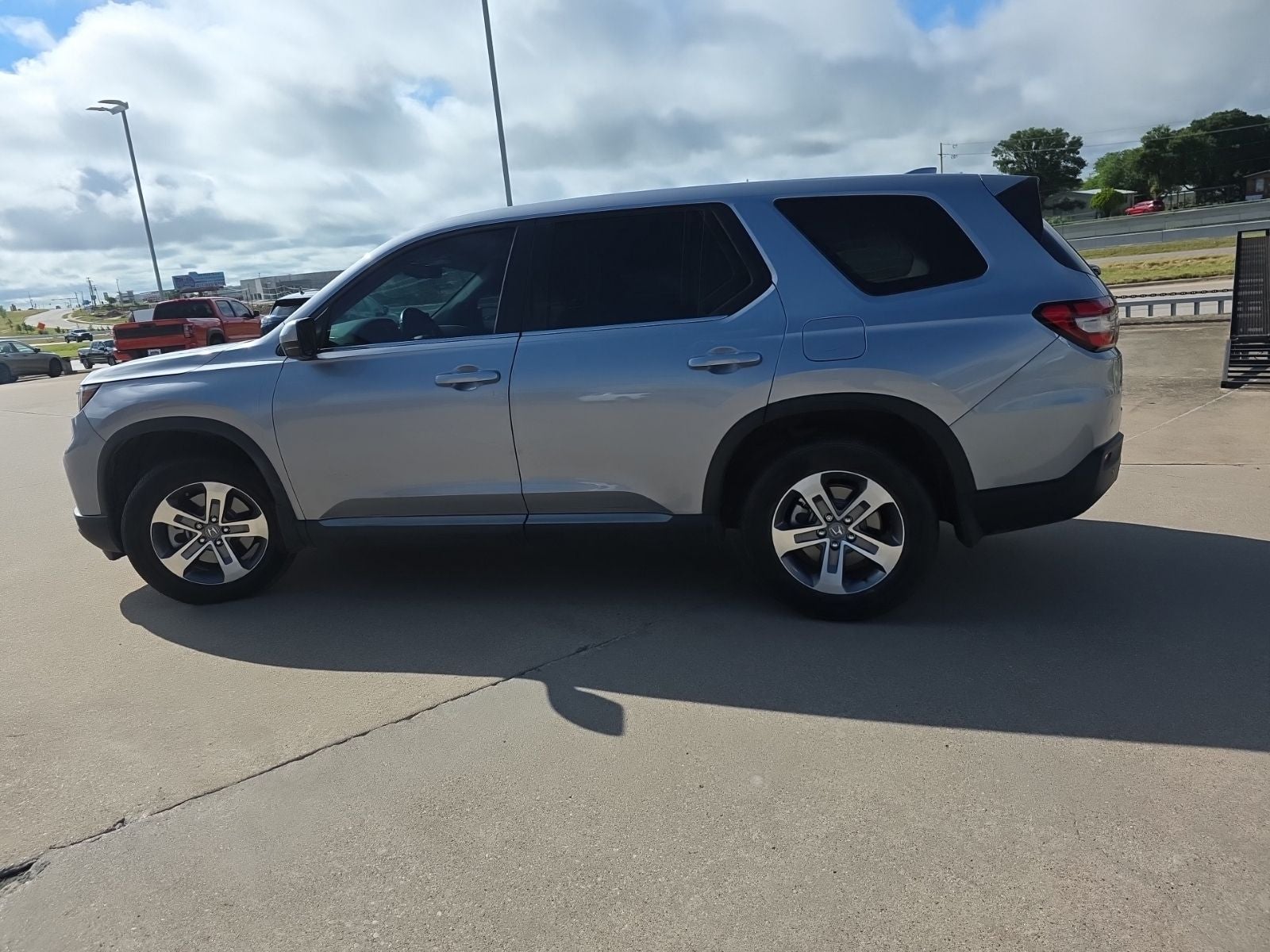 2024 Honda Pilot EX-L 8 Passenger