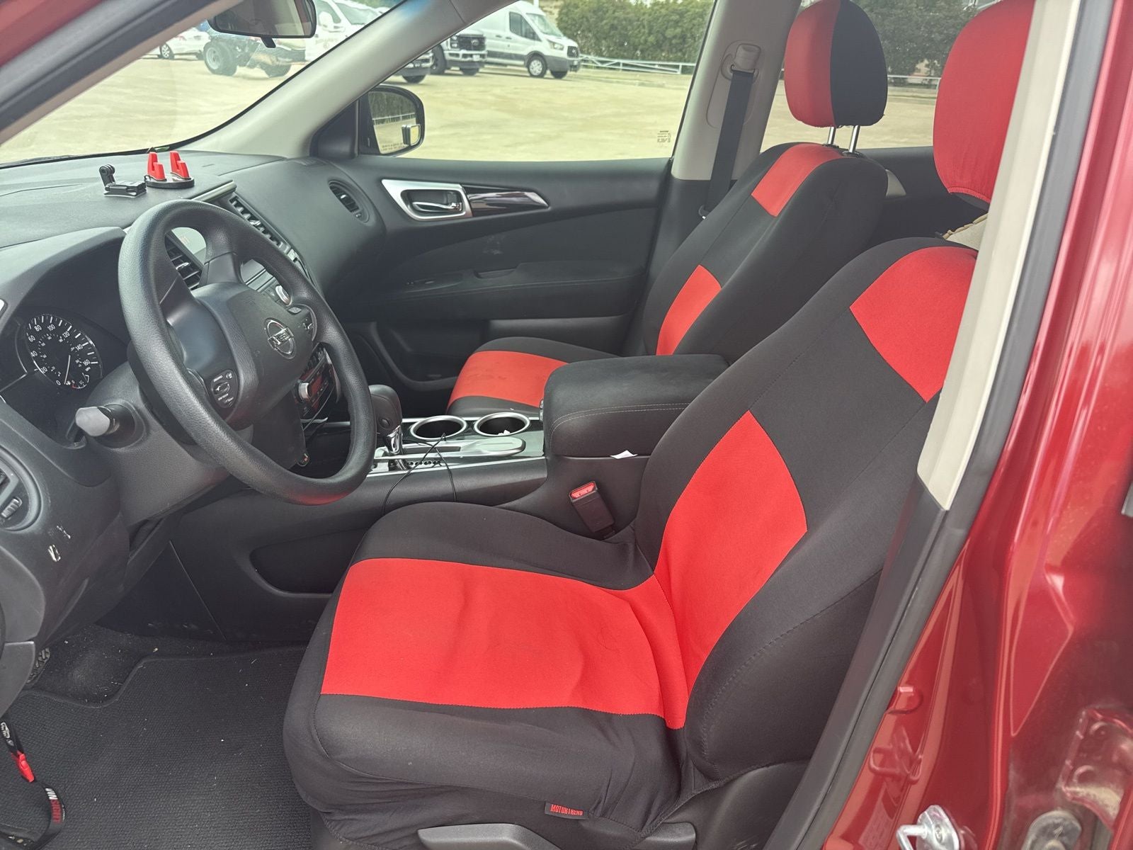 2016 Nissan Pathfinder S