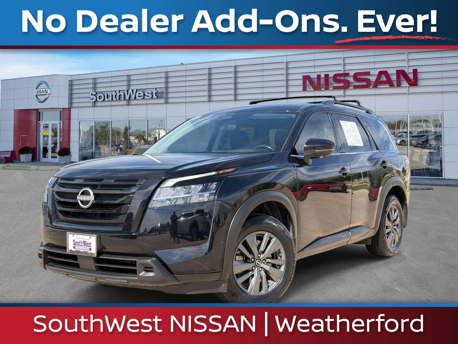 2022 Nissan Pathfinder SV