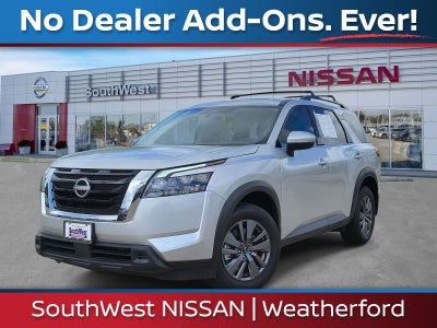 2025 Nissan Pathfinder SV