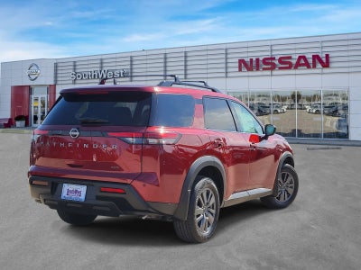 2026 Nissan Pathfinder SV