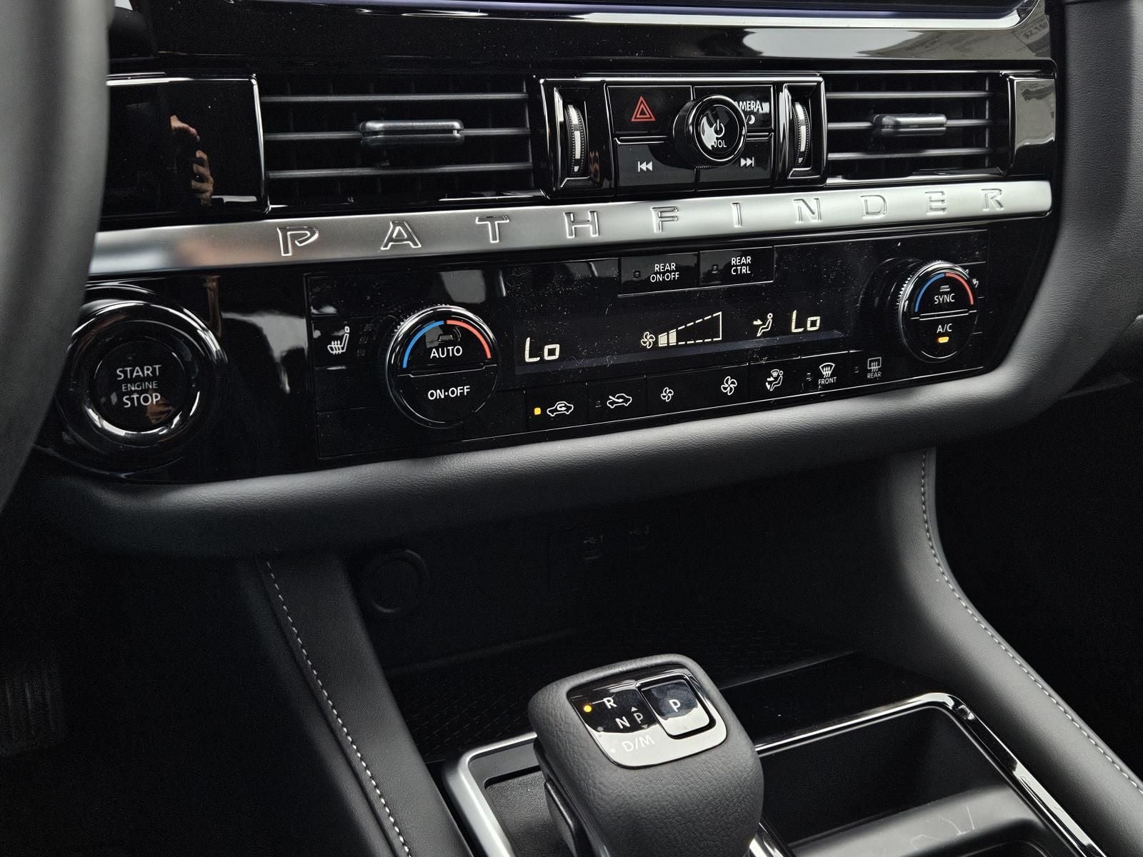 2026 Nissan Pathfinder SV