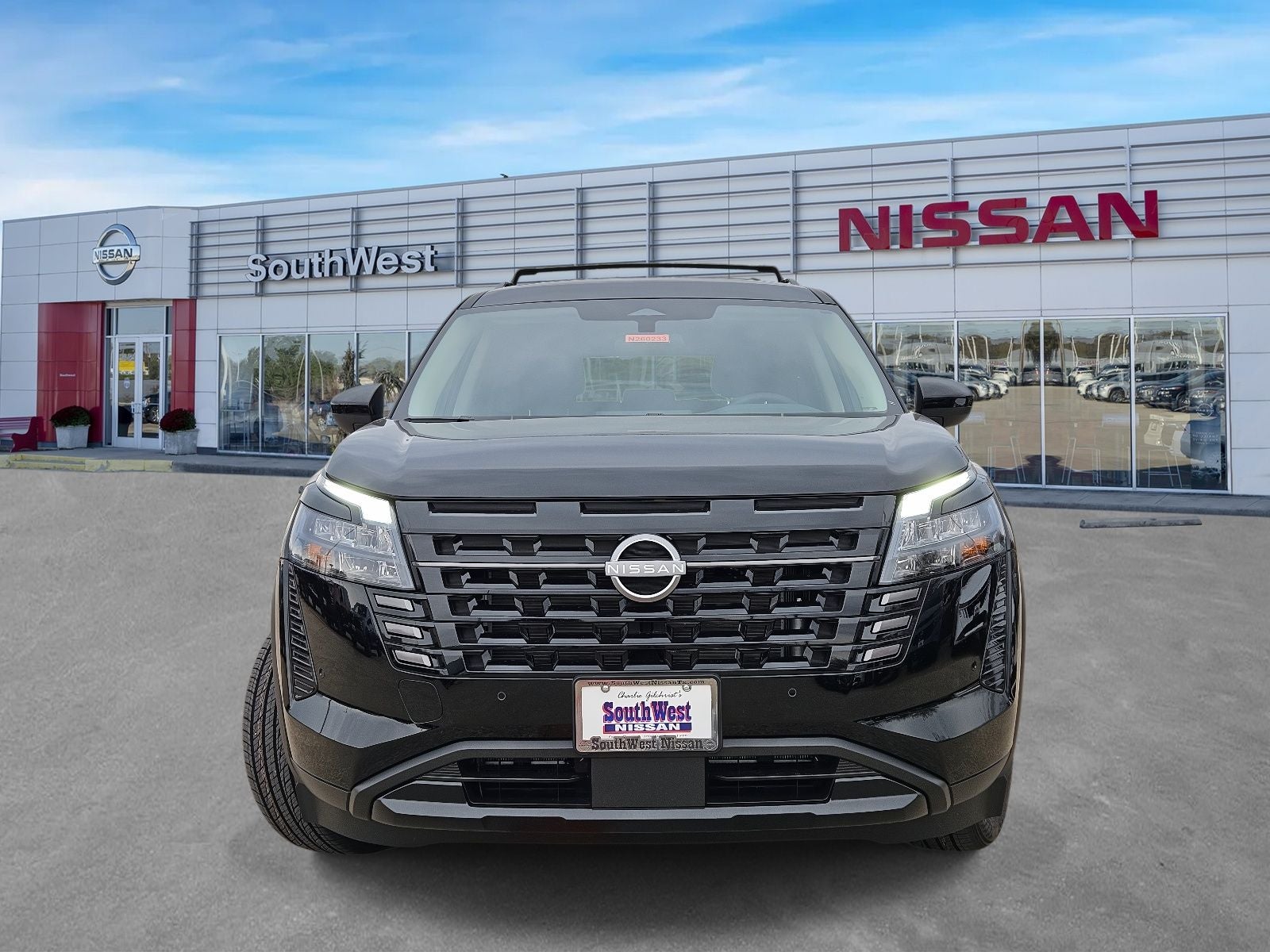 2026 Nissan Pathfinder SV